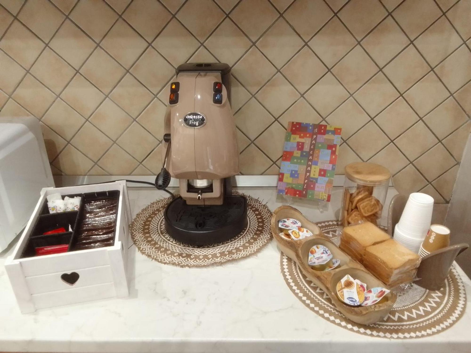 ナポリLazzarella Houseアパートメント エクステリア 写真